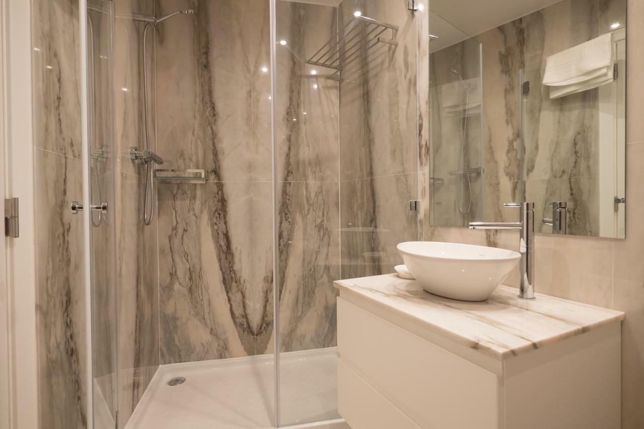 Sunshine House - Exclusive Apartment - Home By The Castle Lisboa Ngoại thất bức ảnh